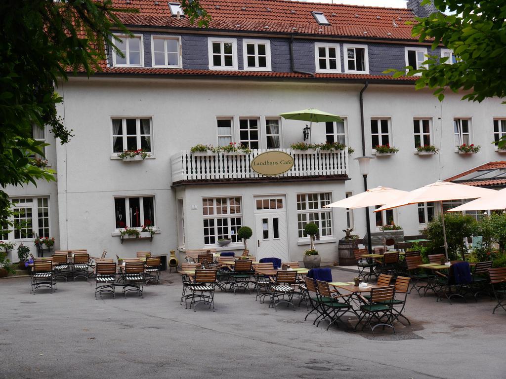 Апартаменты Haus Honigstal Landhaus Cafe Вупперталь Экстерьер фото